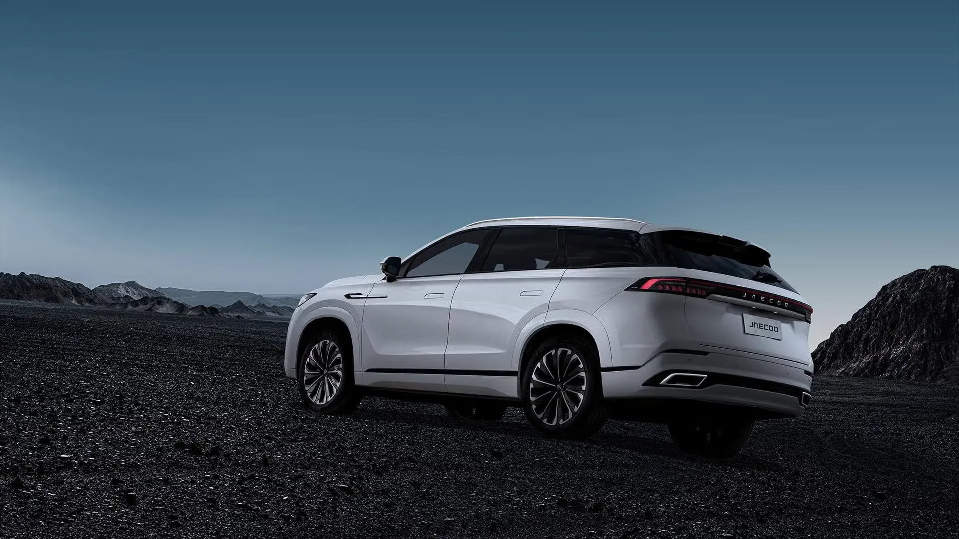 J8 Exterior